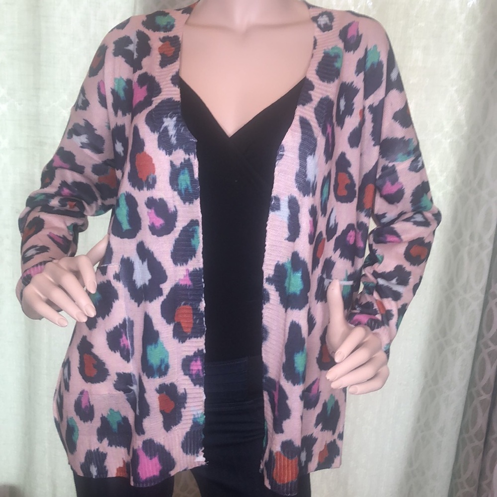 MULTI ANIMAL PRINT CARDIGAN SWEATER - Picture 7 of 10